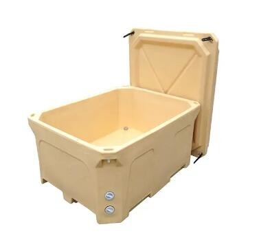 300 Liter Rotomolding Cooler Box Live Fish Storage Container With PU  Insulation